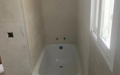 Reforma de baños, creación de nuevo baño con fontanería y electricidad.